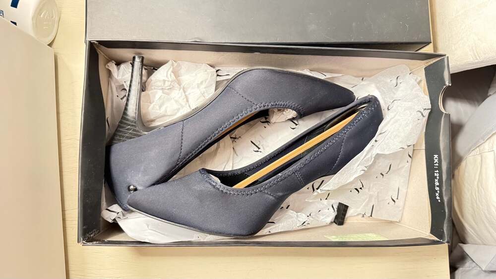Simply Vera Vera Wang Stevie Navy Pointed-Toe Pumps, Size 7
